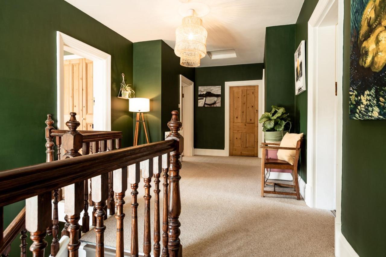 디 올드 비커리지 B&B Moylgrove 외부 사진