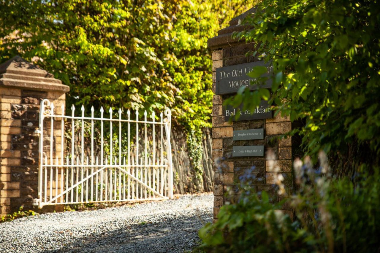 디 올드 비커리지 B&B Moylgrove 외부 사진