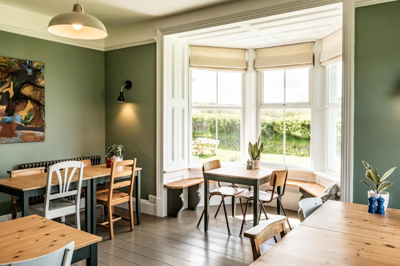 디 올드 비커리지 B&B Moylgrove 외부 사진